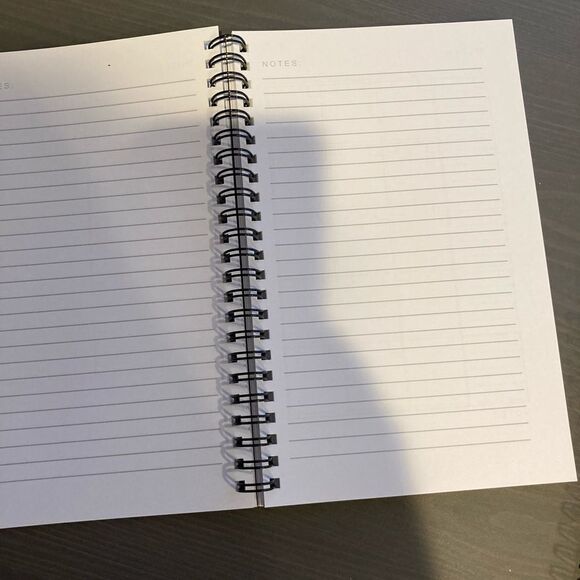 Lilly Inspired Monthly Planner - Picture 5 of 7